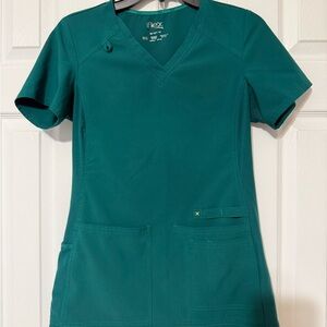 Cherokee iflex scrub set